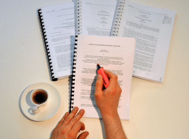 MSSF Materiały do kursu Doradca Inwestycyjny, wydruki aktów prawnych
